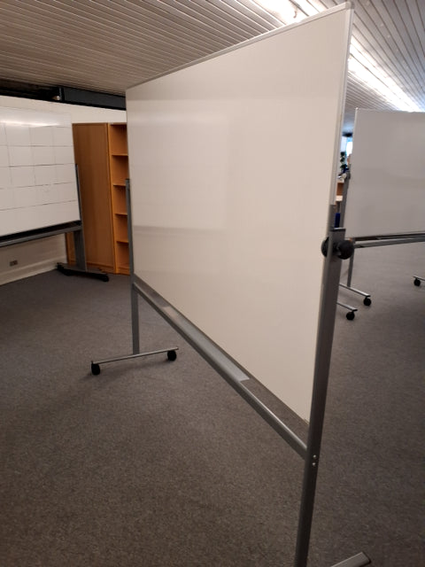 WhiteBoard på hjul - 8011